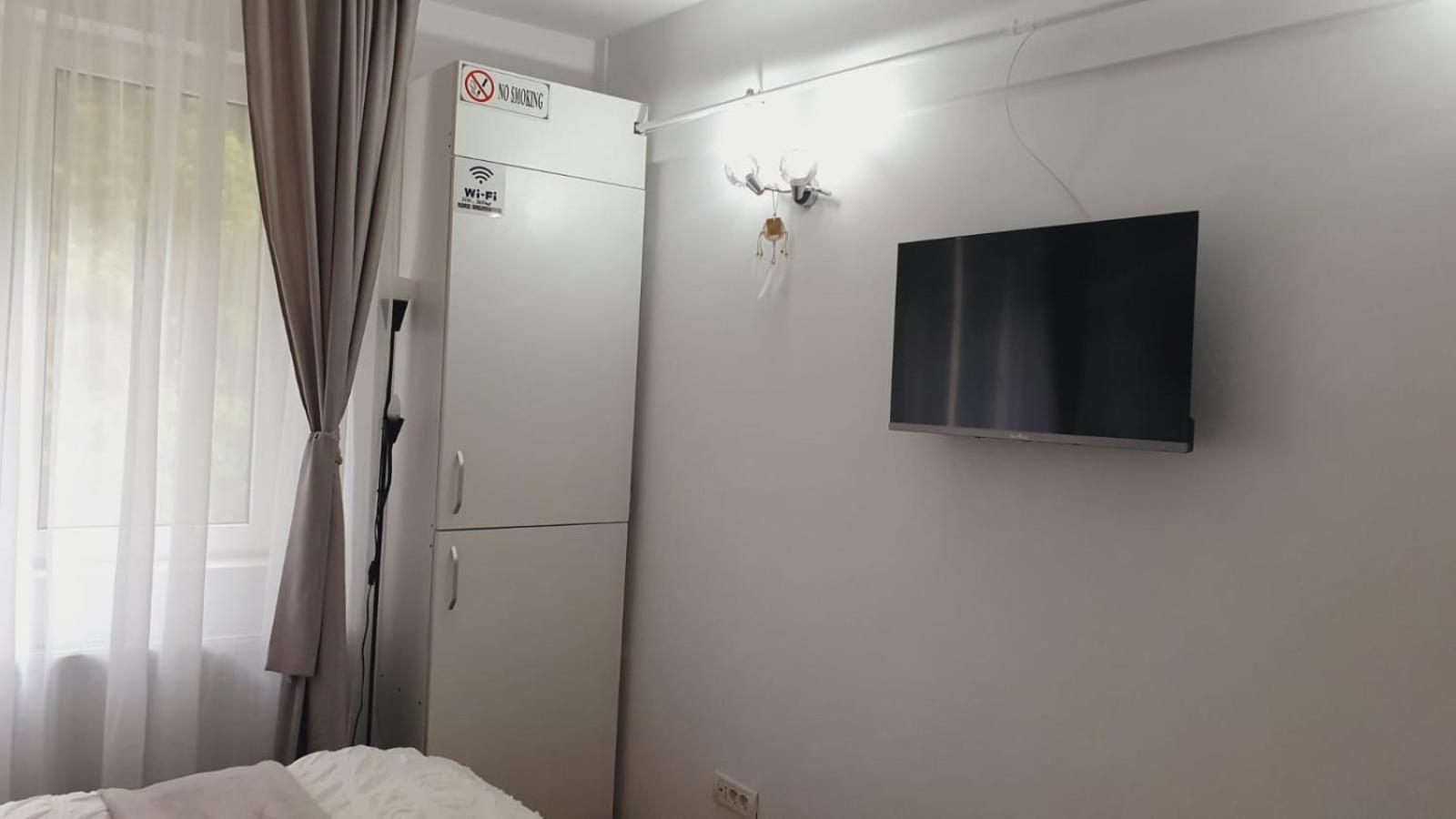 Garsoniera Ioana Apartment ซินายา ภายนอก รูปภาพ